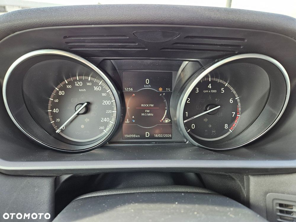 Land Rover Discovery 3.0 Si6 SE - 17