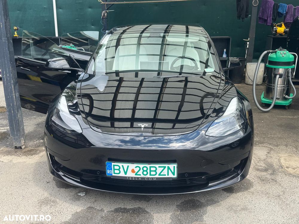Tesla Model 3 Standard Reichweite Plus Hinterradantrieb - 1