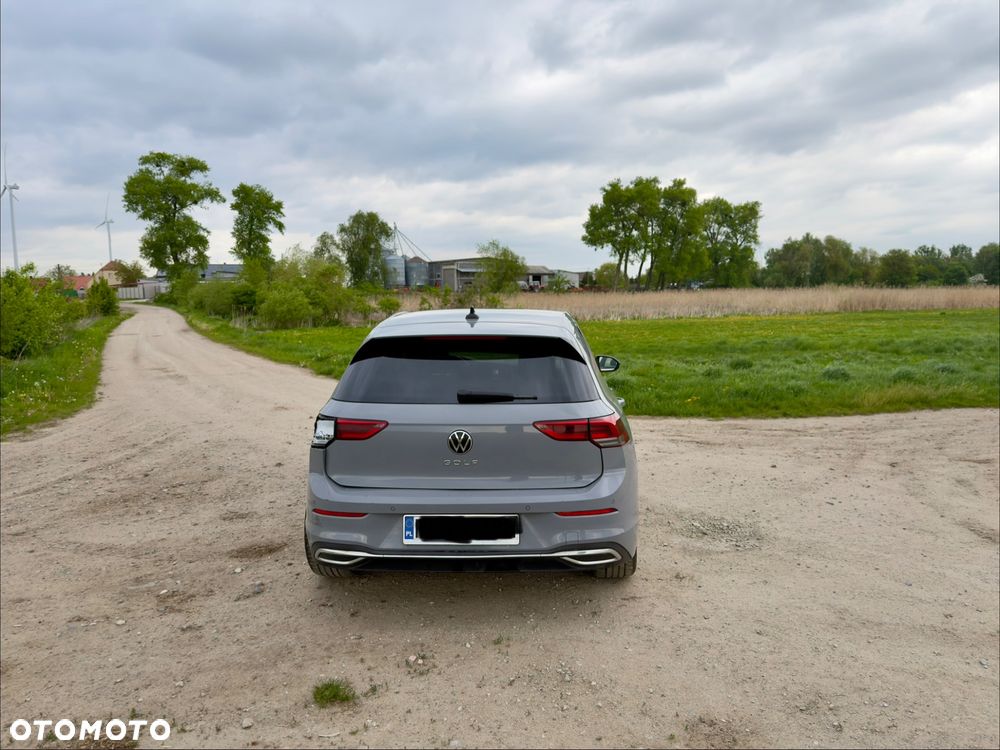 Volkswagen Golf 1.5 TSI EVO Style - 9