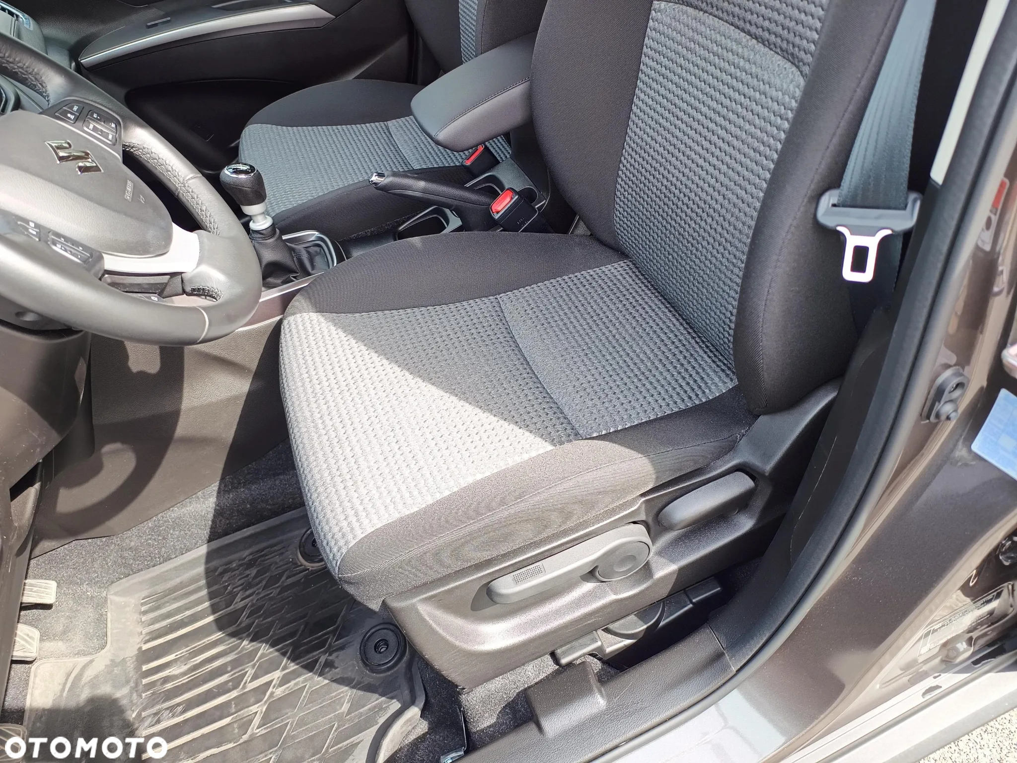 Suzuki SX4 S-Cross 1.4 SHVS Premium - 12