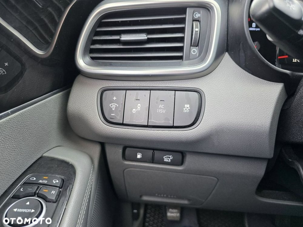 Kia Sorento - 13