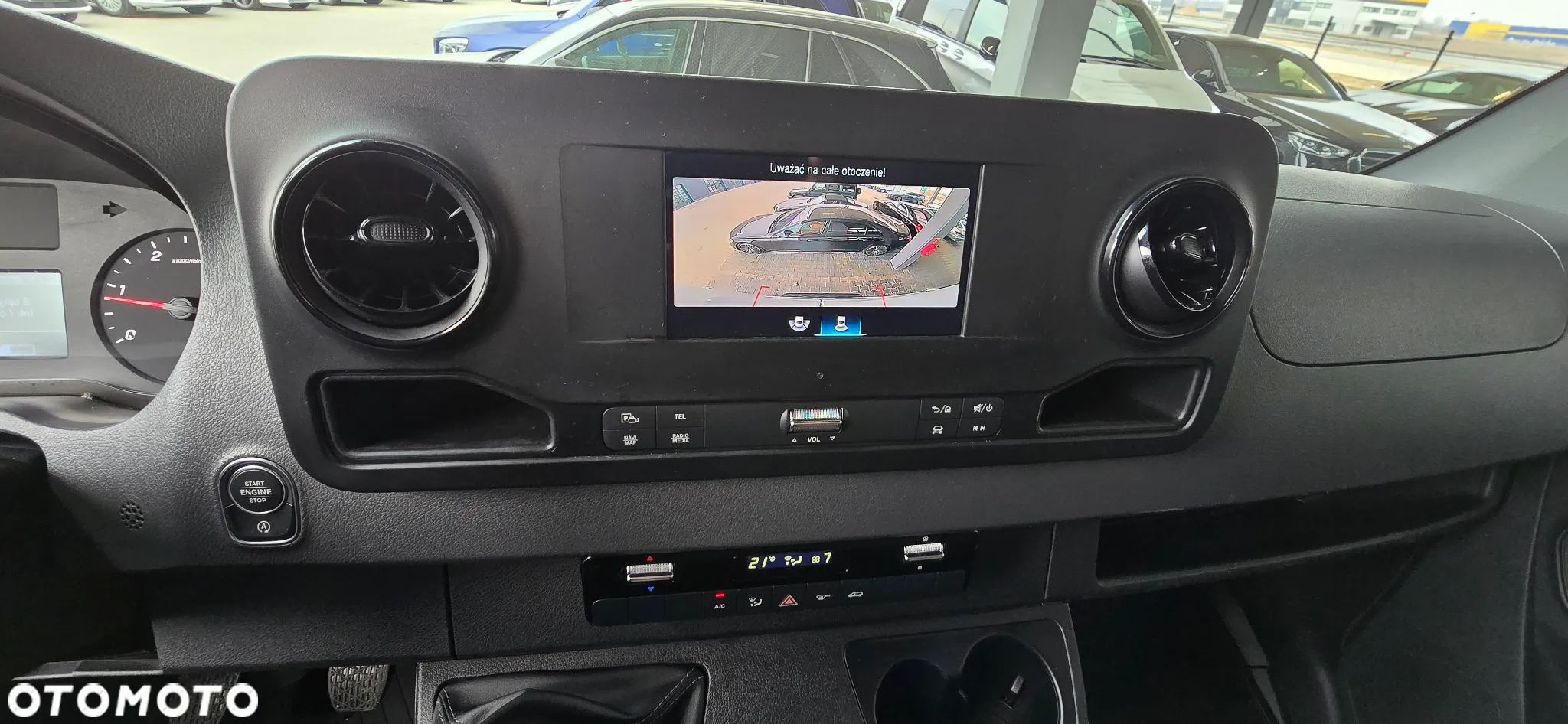 Mercedes-Benz Sprinter - 15