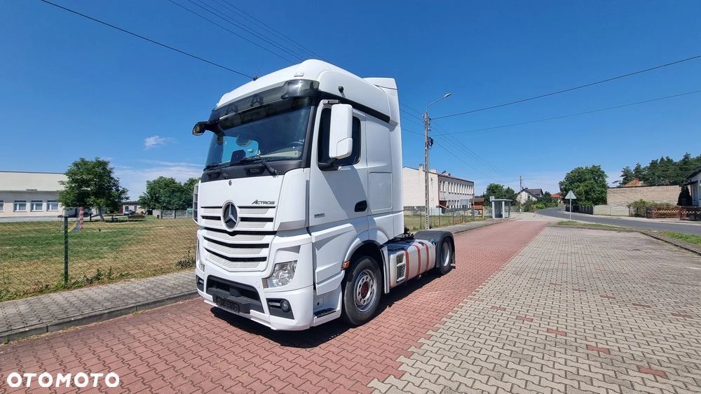 Mercedes-Benz Actros 1851 - 1