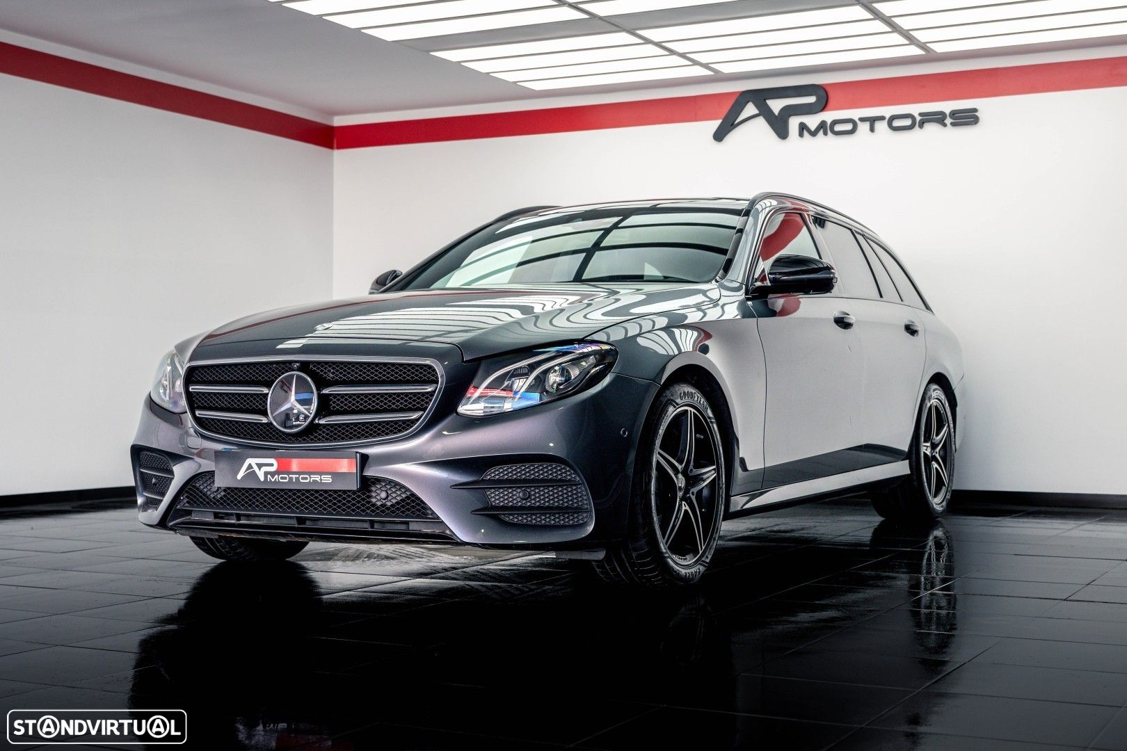 Mercedes-Benz E 220 d AMG - 12