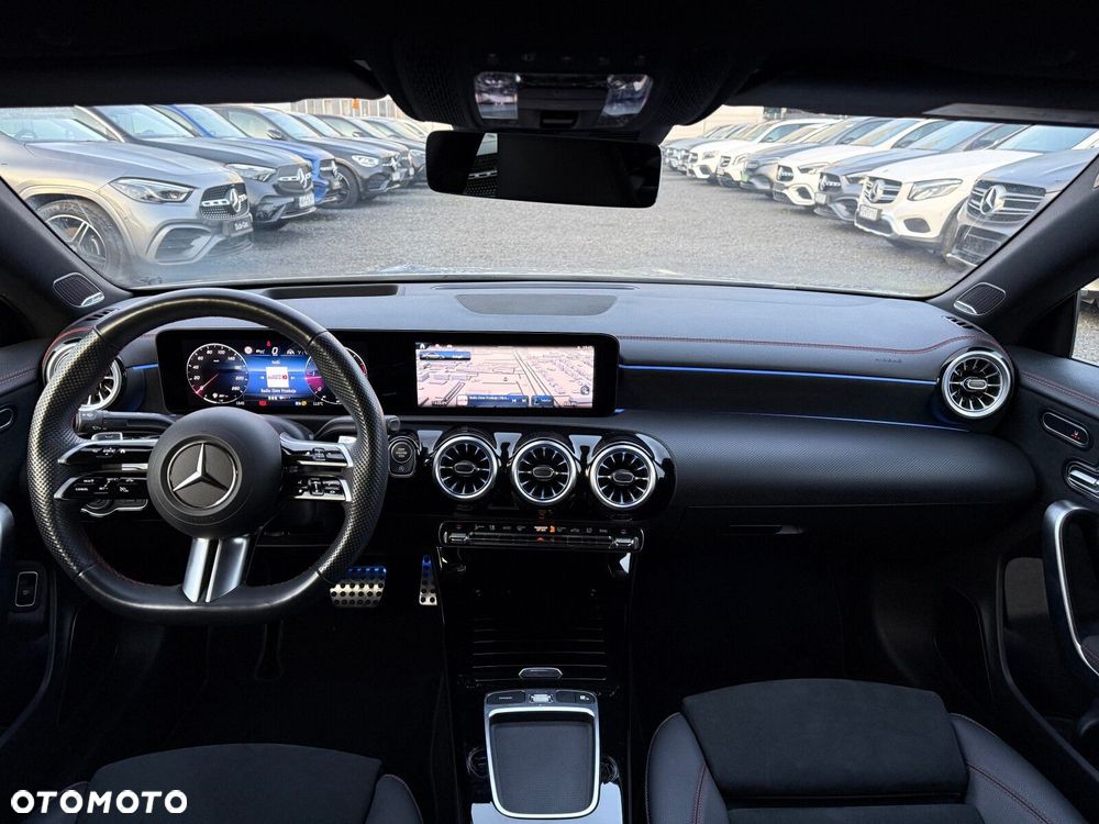 Mercedes-Benz CLA 200 d AMG Line 8G-DCT - 19