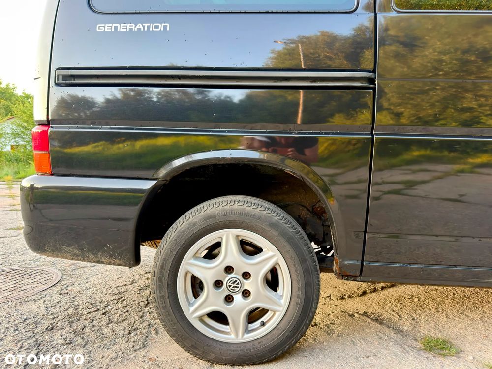 Volkswagen Multivan - 25