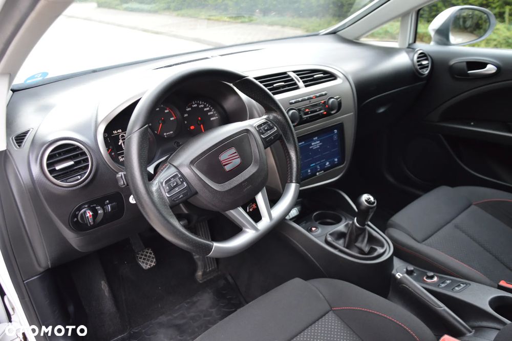 Seat Leon 2.0 TDI DPF FR Limited - 11