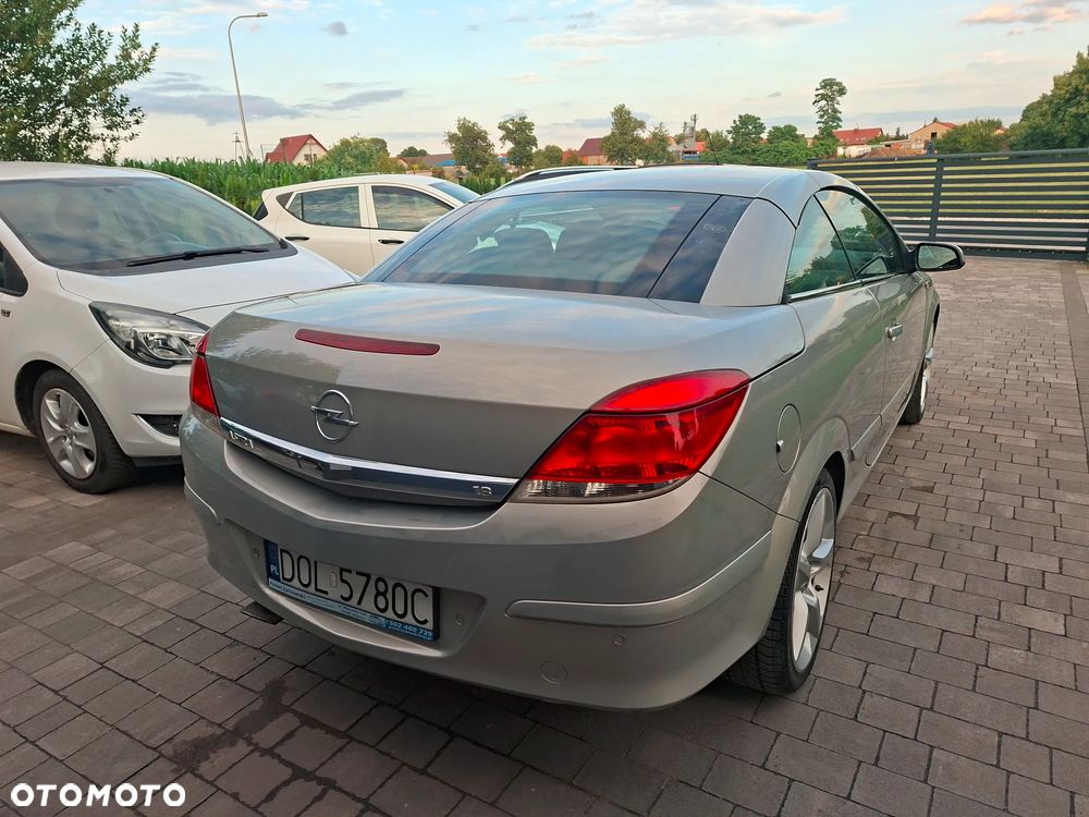 Opel Astra 1.8 Cosmo - 9