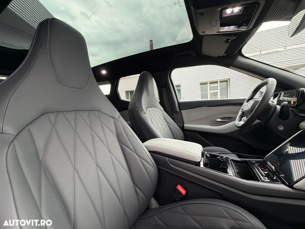 Ford Explorer RWD 77 kWh Extended Range Premium - 14