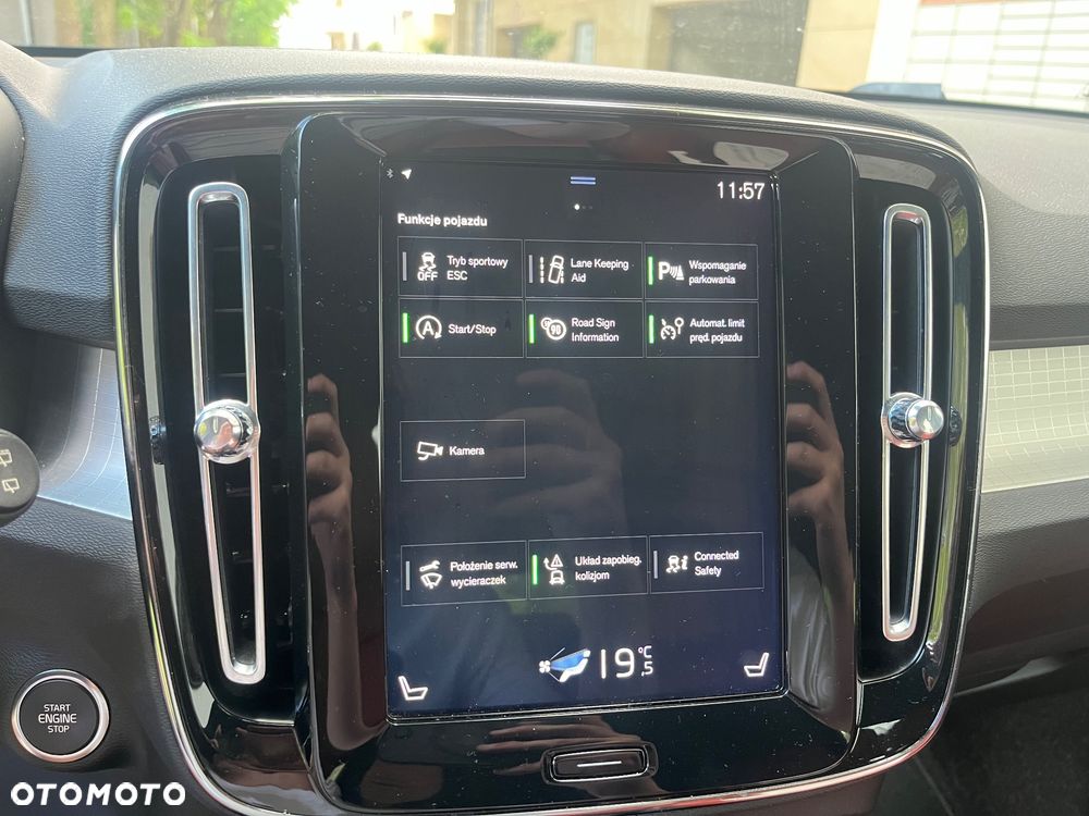 Volvo XC 40 D3 Momentum Pro - 19