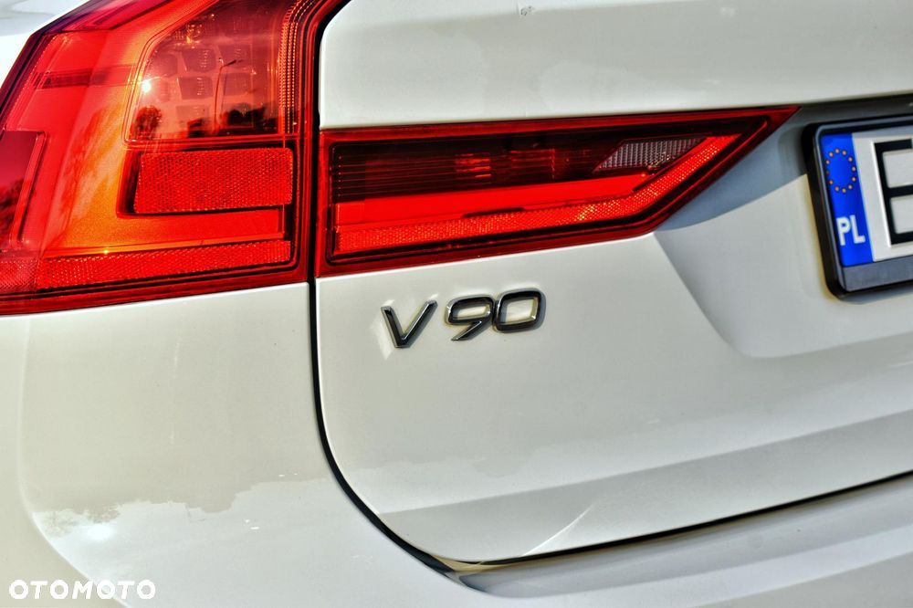 Volvo V90 D4 Geartronic R Design - 16