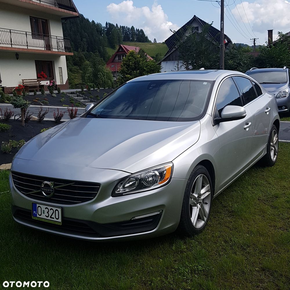 Volvo S60 T5 Powershift Momentum - 1