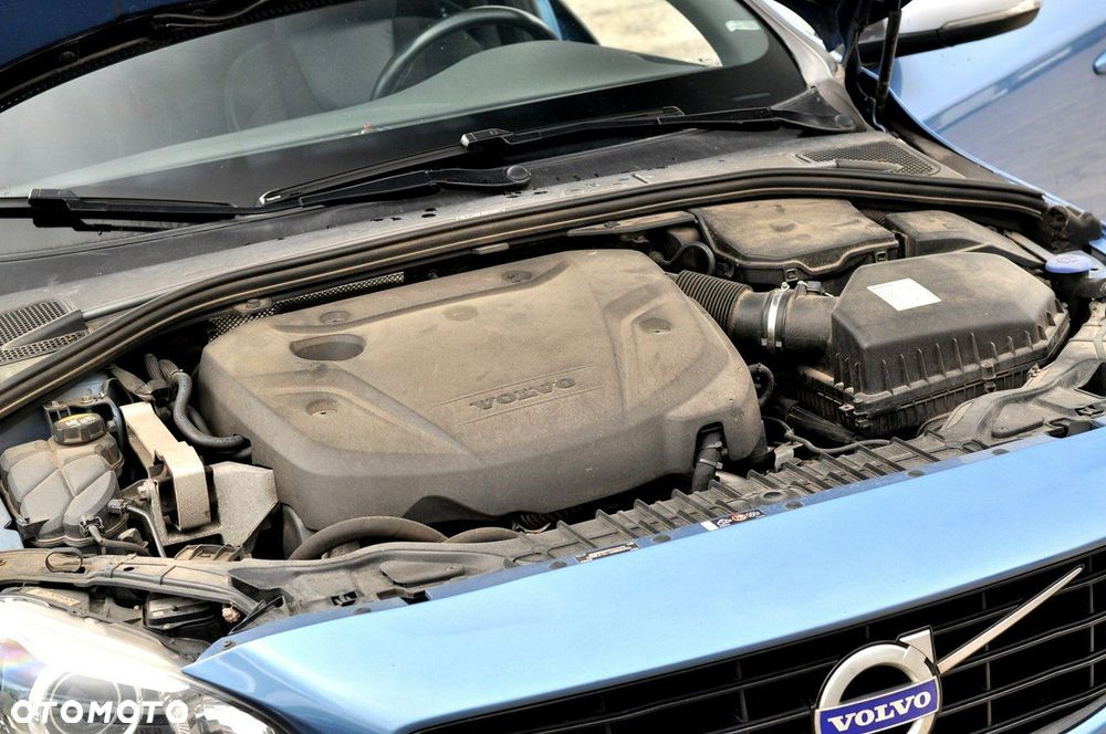 Volvo V60 D3 Drive-E R-Design Momentum - 33