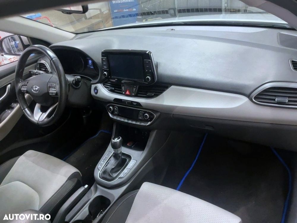 Hyundai i30 1.6 CRDI DCT Trend - 5
