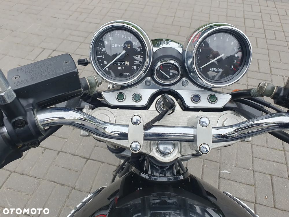 Suzuki GSX - 5