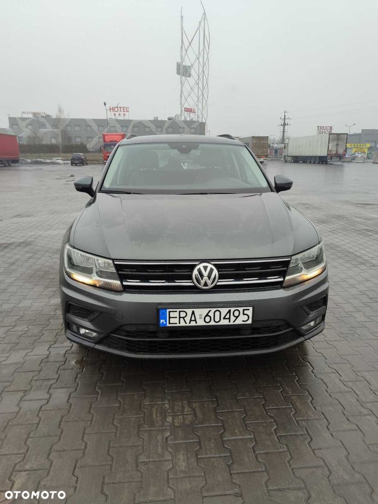 Volkswagen Tiguan - 3
