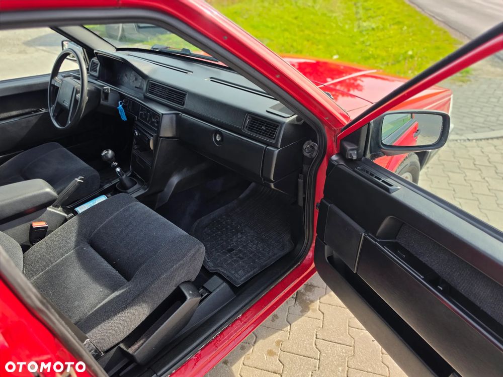 Volvo Seria 900 - 18