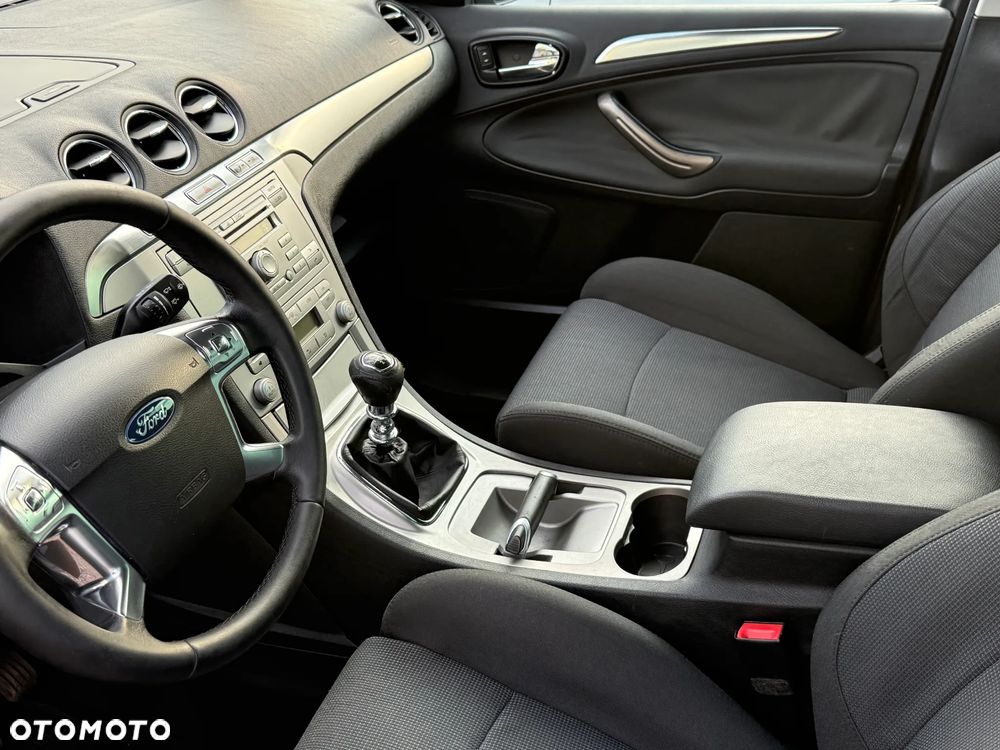 Ford S-Max 2.0 TDCi DPF Titanium - 19