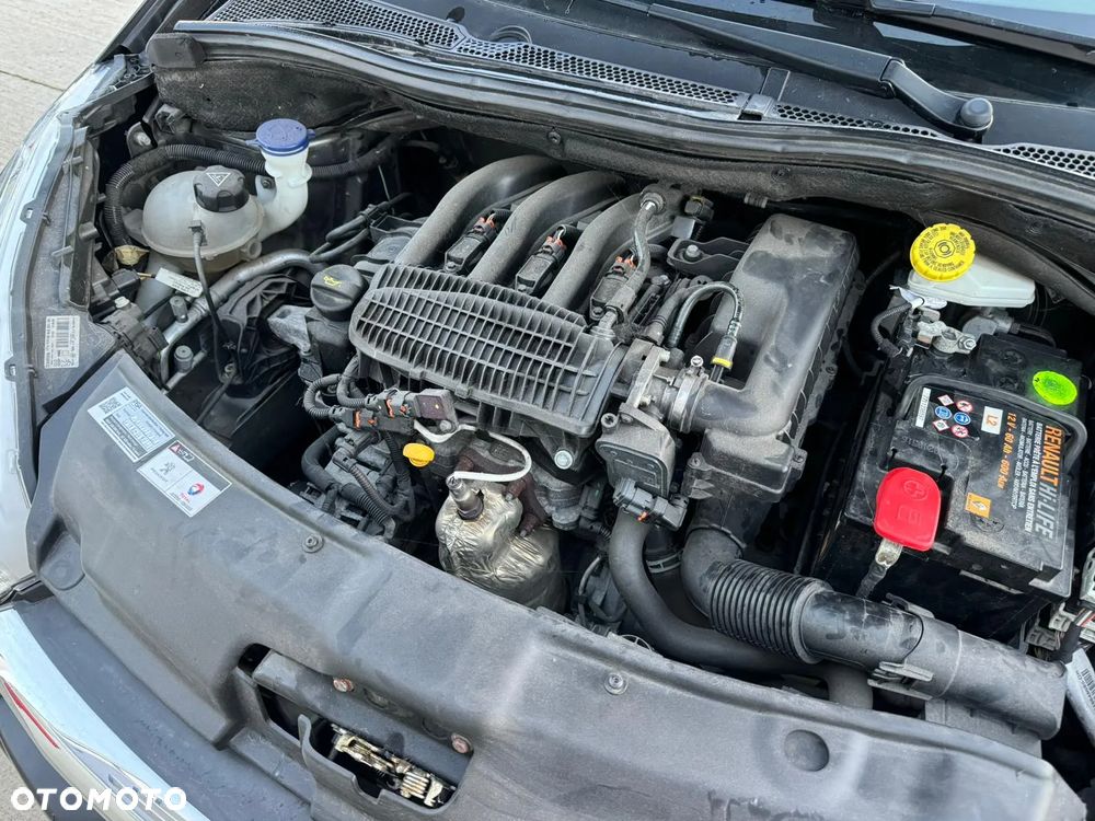 Peugeot 208 - 7
