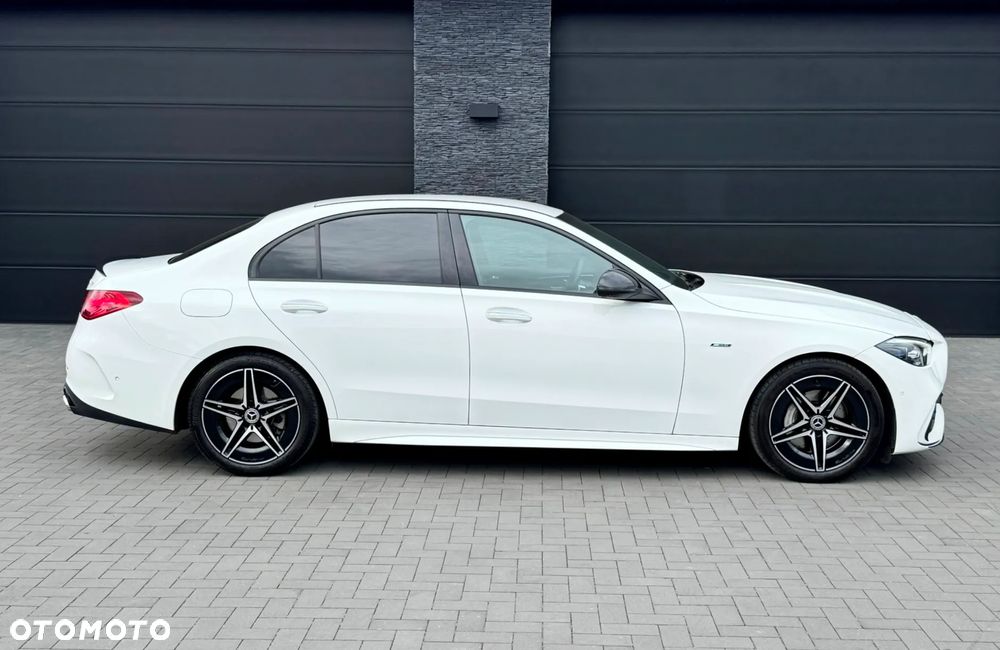 Mercedes-Benz Klasa C 220 d mHEV 4-Matic AMG - 8