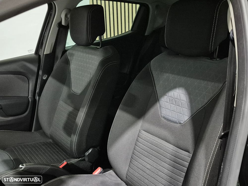 Renault Clio 1.5 dCi Dynamique S EDC - 7