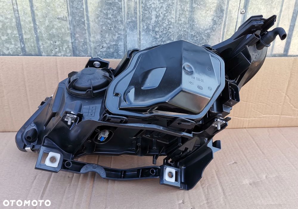 Xenon prawy Lampa prawa nieskrętna BMW 5 E60 / E61 2007- LIFT - 4