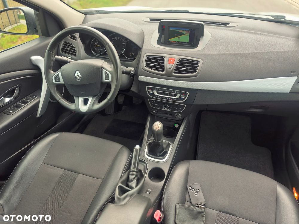 Renault Fluence 1.6 16V 110 Expression - 15