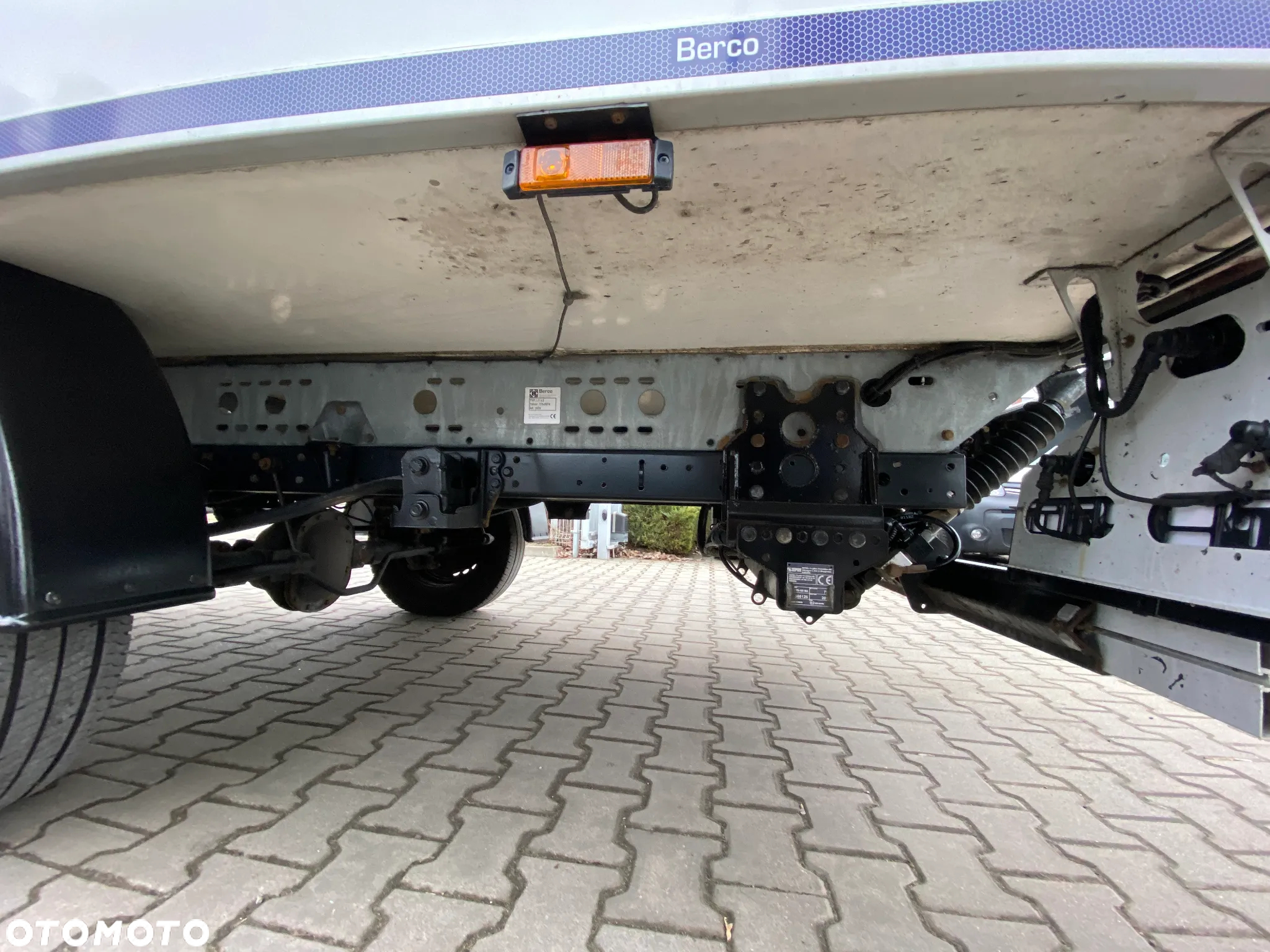 Iveco DAILY 35-160 HI-MATIC KONTENER 8 EUROPALET WINDA ZEPRO - 18