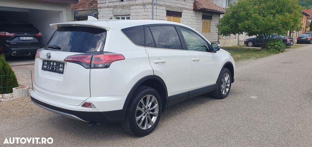 Toyota RAV4 - 4