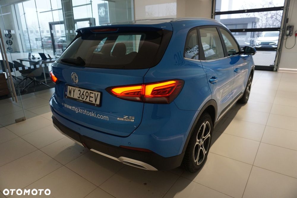MG ZS Hybrid+ - 16