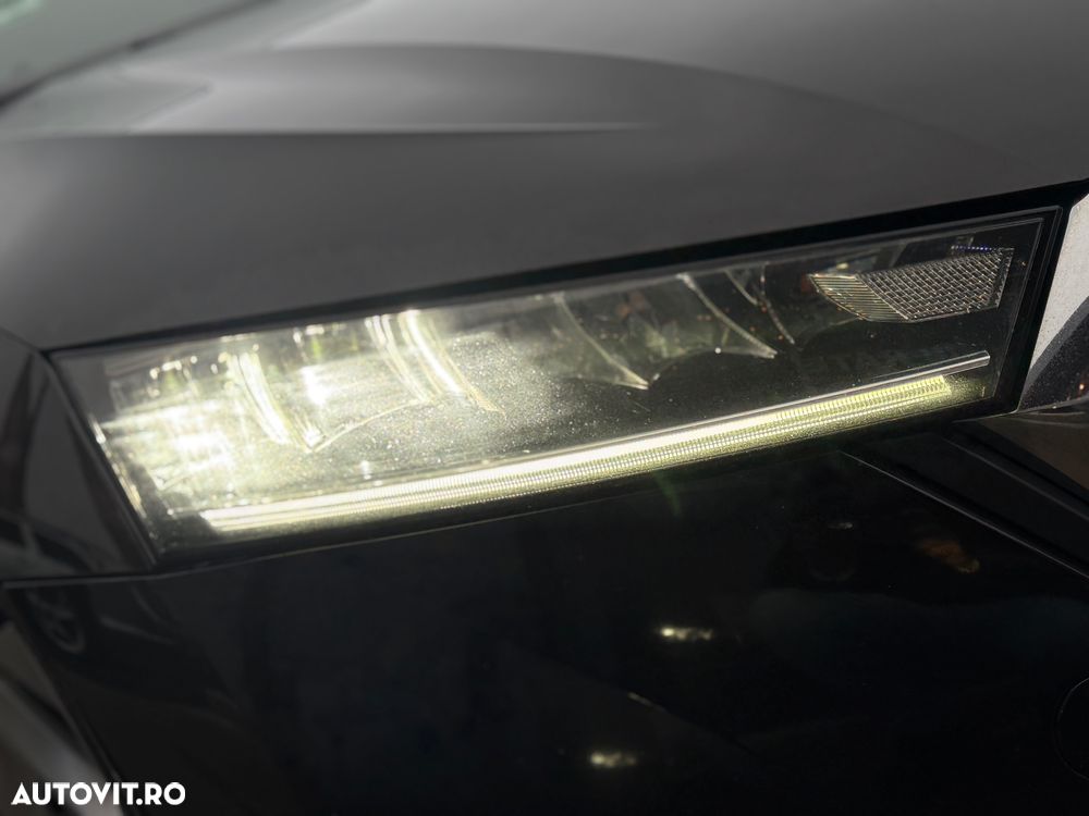 Skoda Octavia Combi 2.0 TDI DSG Premium Edition - 35