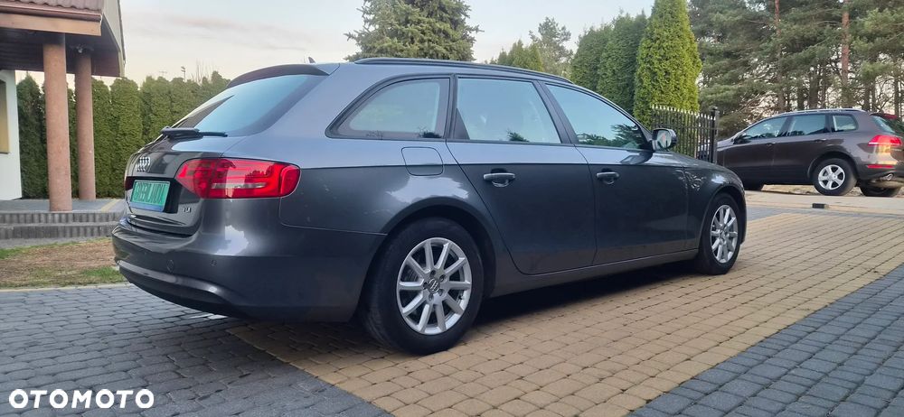 Audi A4 Avant 2.0 TDI DPF Attraction - 9