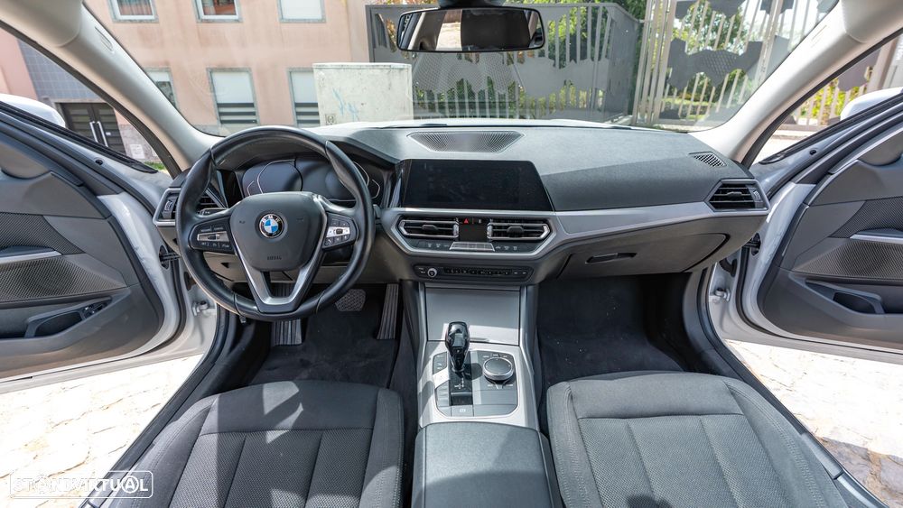 BMW 330 e Corporate Edition Auto - 6