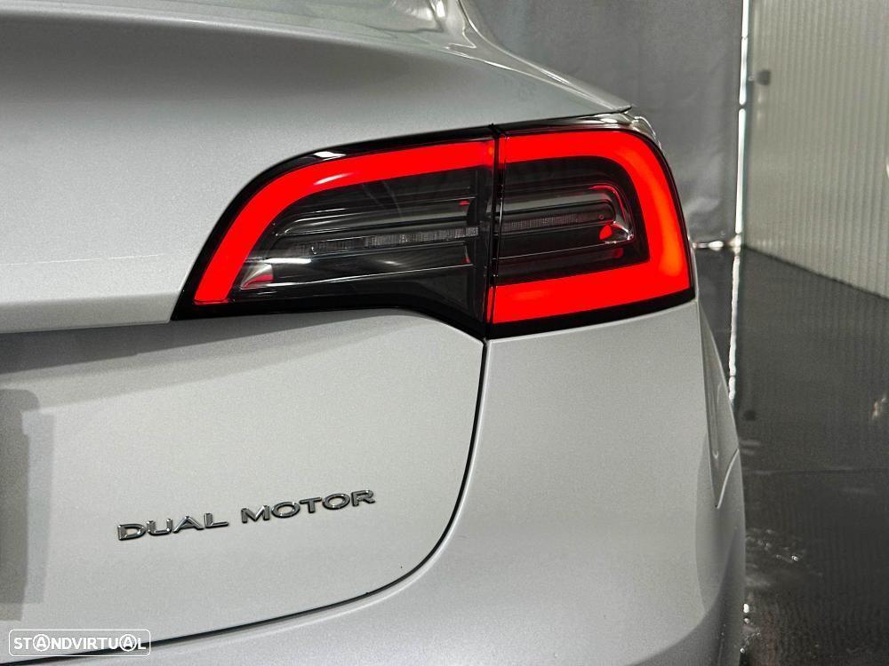 Tesla Model 3 Long-Range Dual Motor AWD - 57