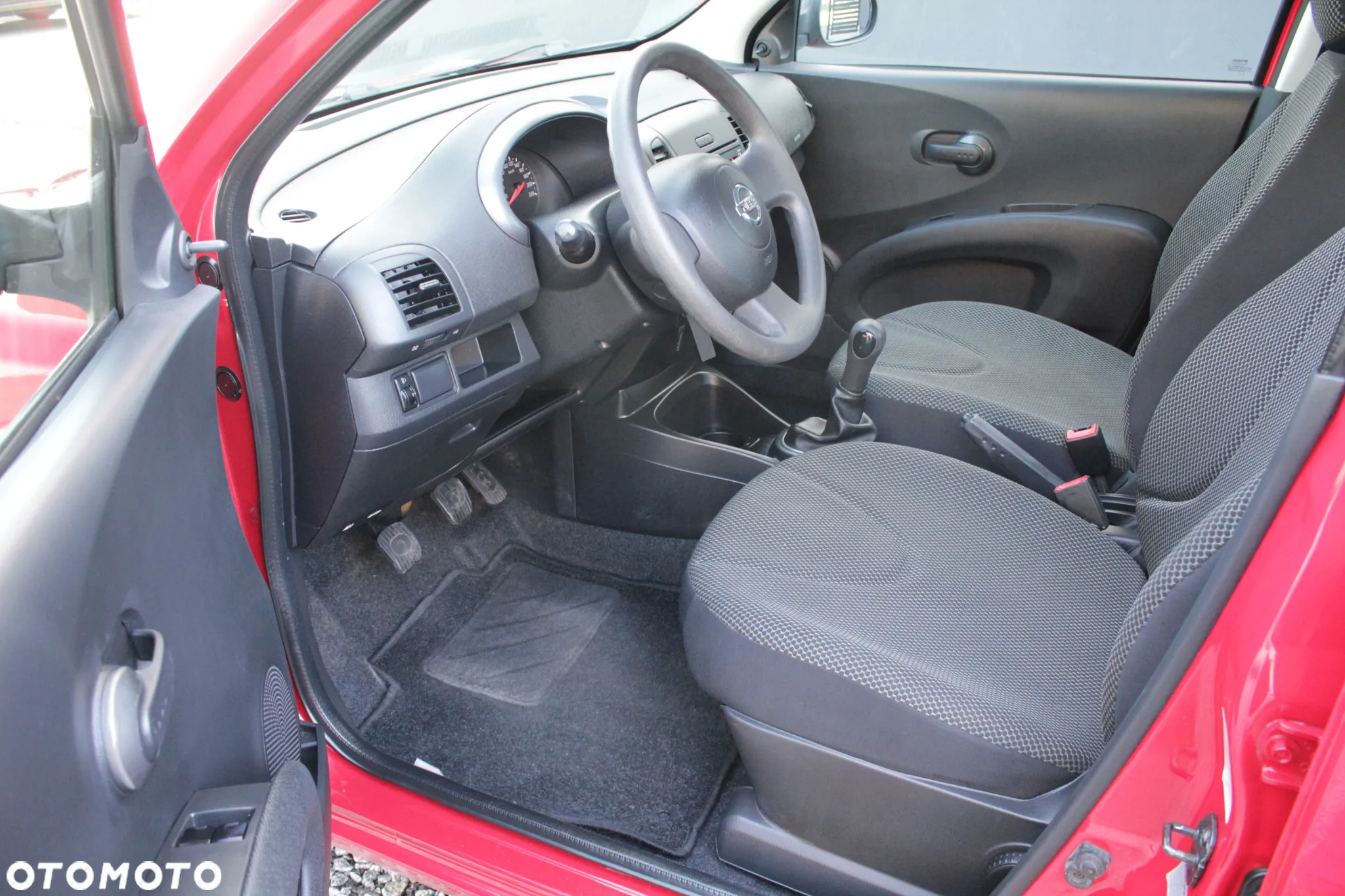 Nissan Micra - 14