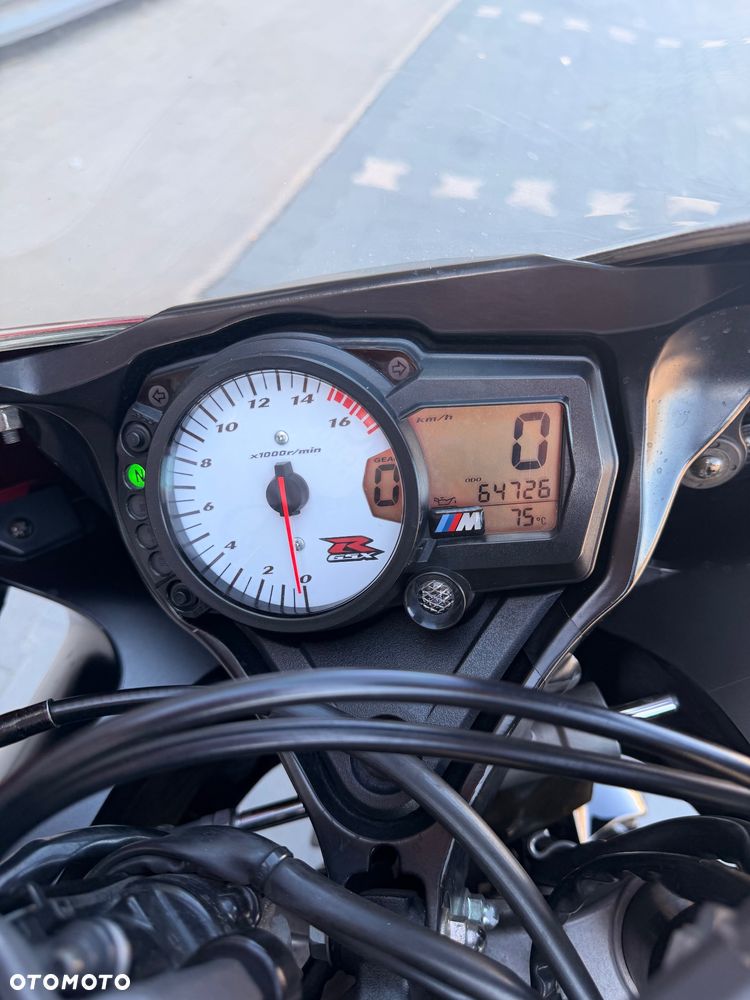 Suzuki GSX-R - 10