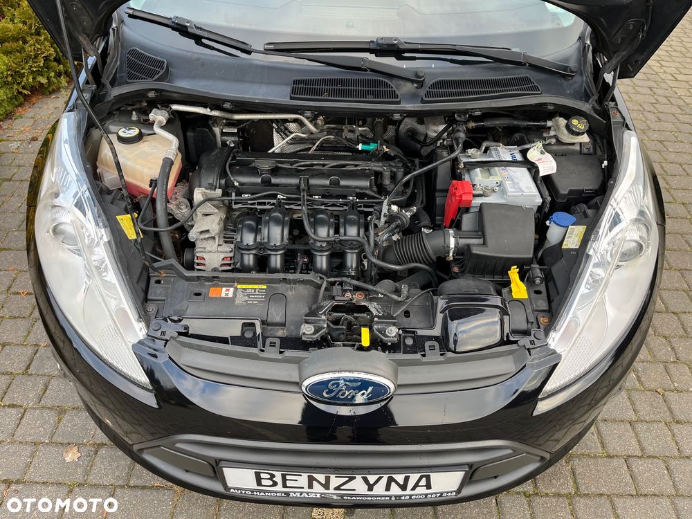 Ford Fiesta 1.4 Sport - 19