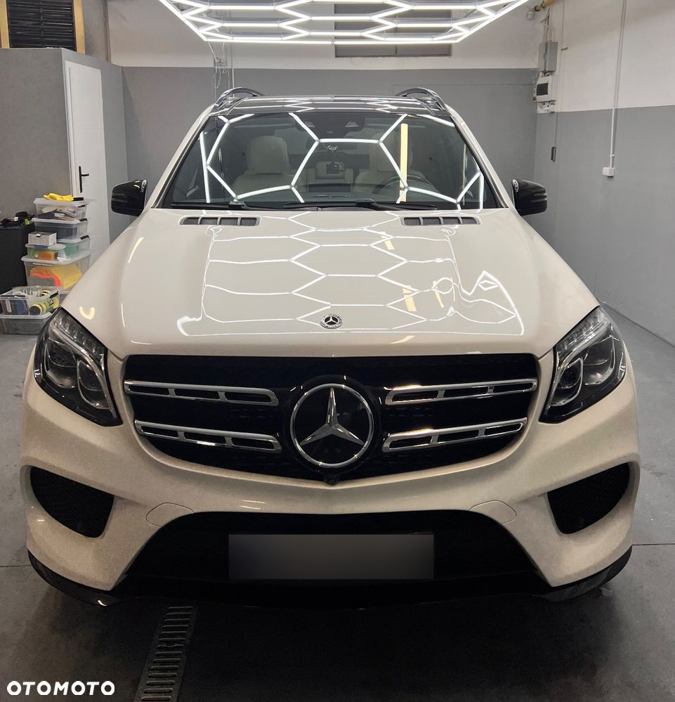 Mercedes-Benz GLS 350 d 4-Matic - 16