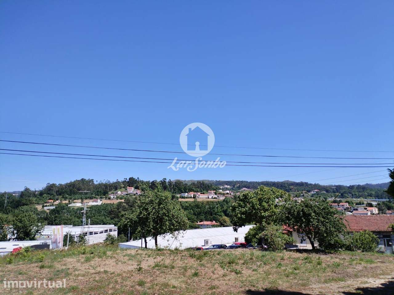 Terreno urbano com potencial para construção de moradias geminadas ... - Grande imagem: 2/7