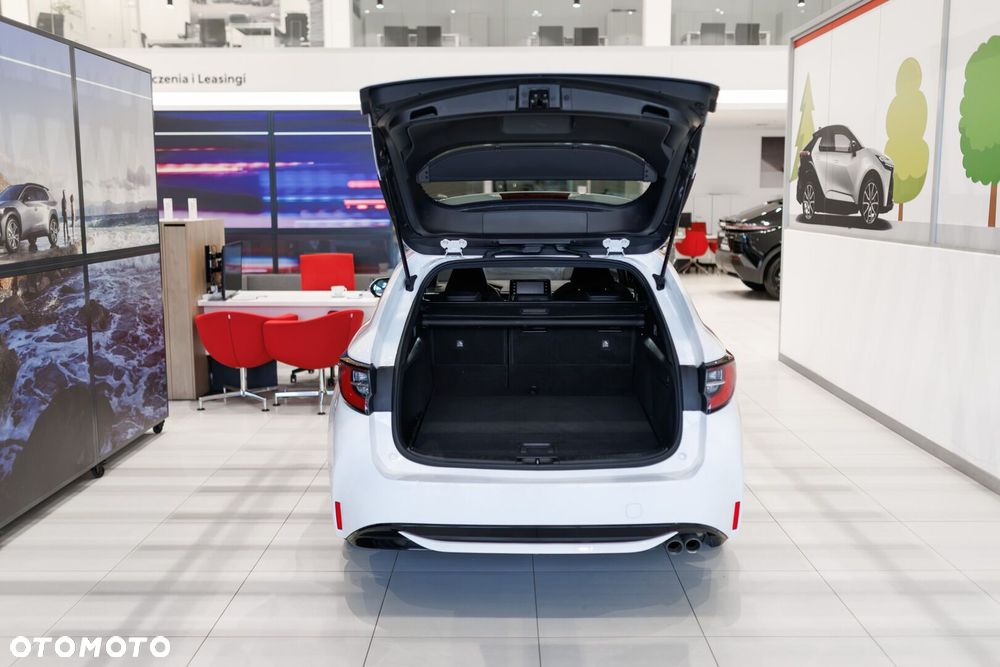 Toyota Corolla 2.0 Hybrid Comfort - 24