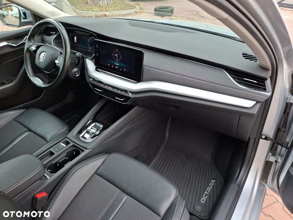 Skoda Octavia - 14