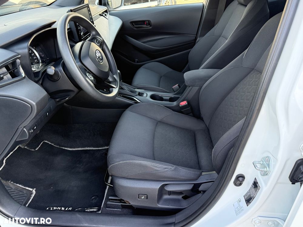 Toyota Corolla 1.8 HSD Business - 15