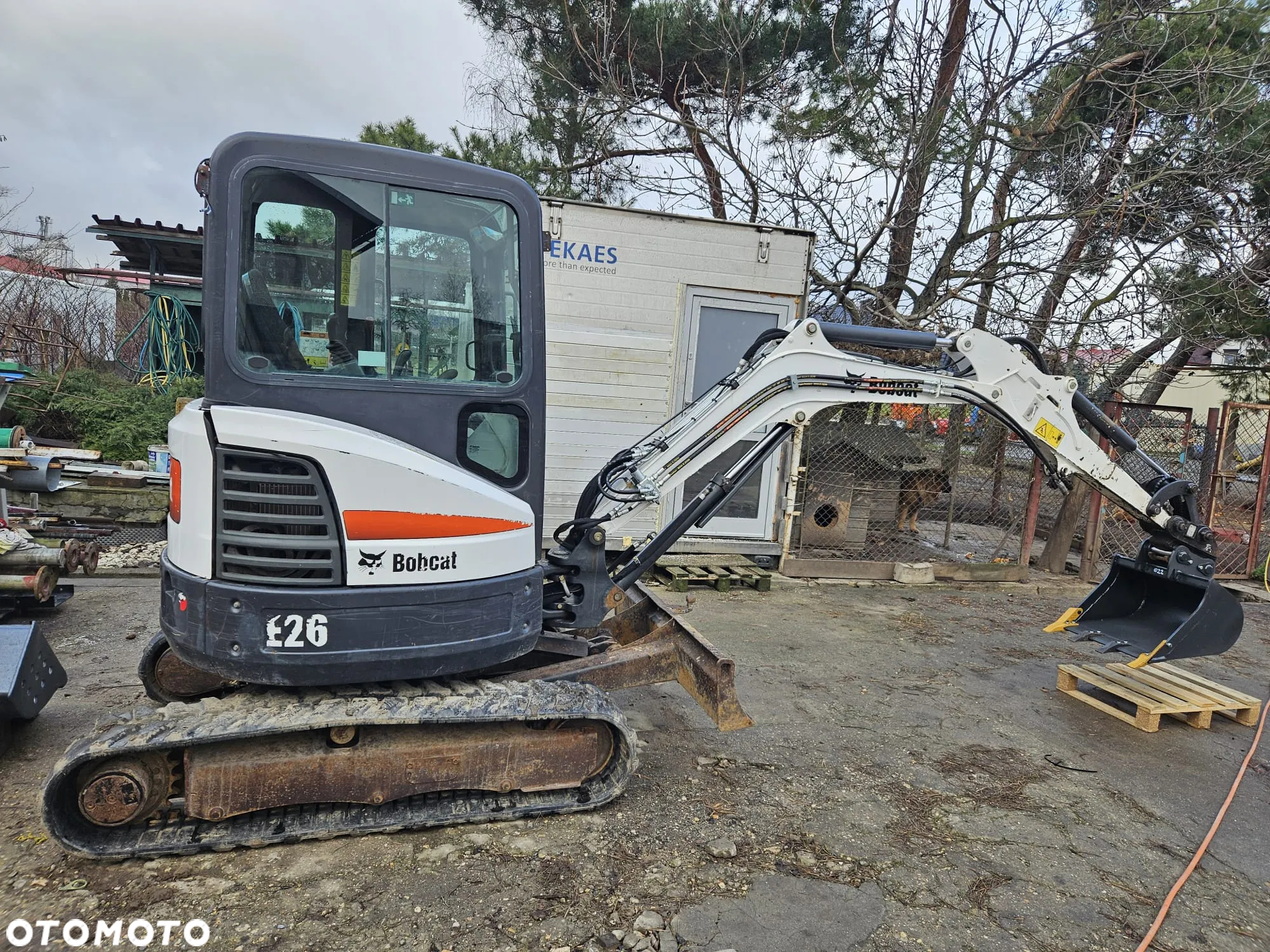 Bobcat E26 - 4