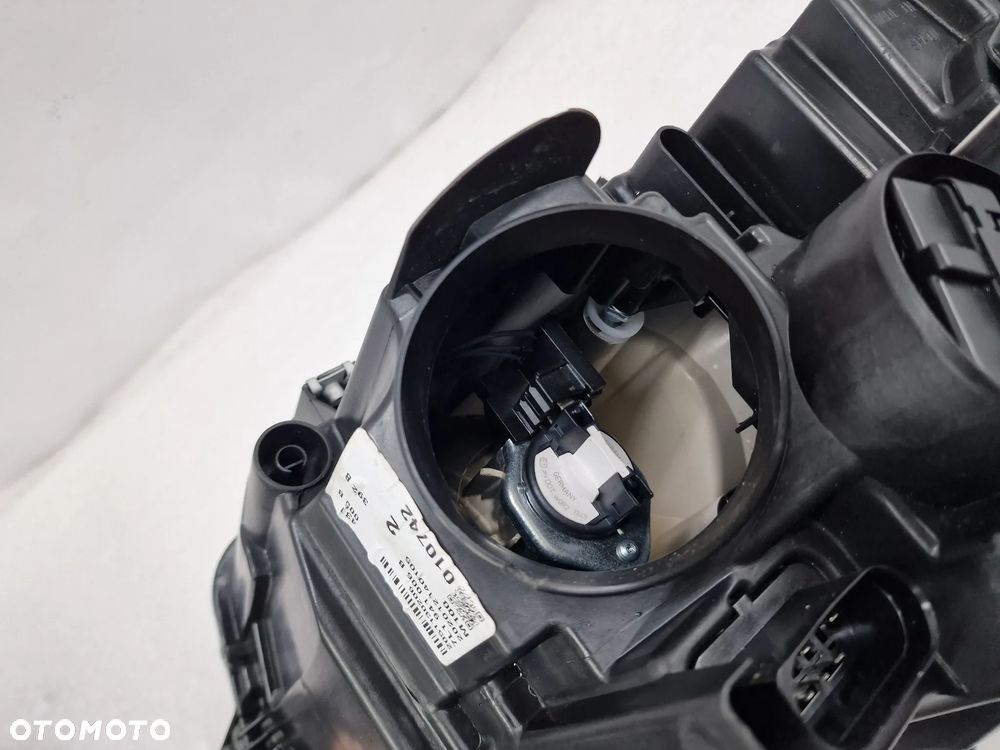 VW T6.1 T6 LIFT 19- PRAWA ZWYKŁA LAMPA PRZEDNIA PRZÓD , NR 7L1941006B , NR AUKCJI LA509 - 22
