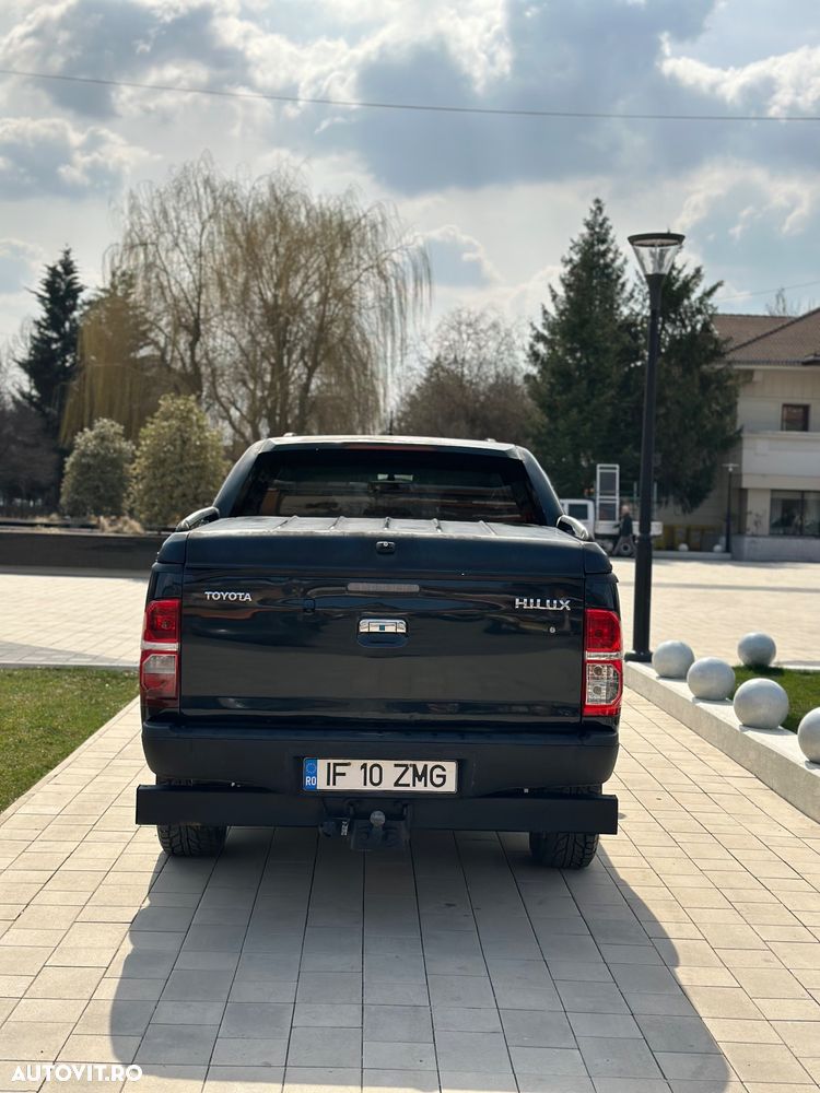 Toyota Hilux 4x4 Cabina Dubla Comfort - 4