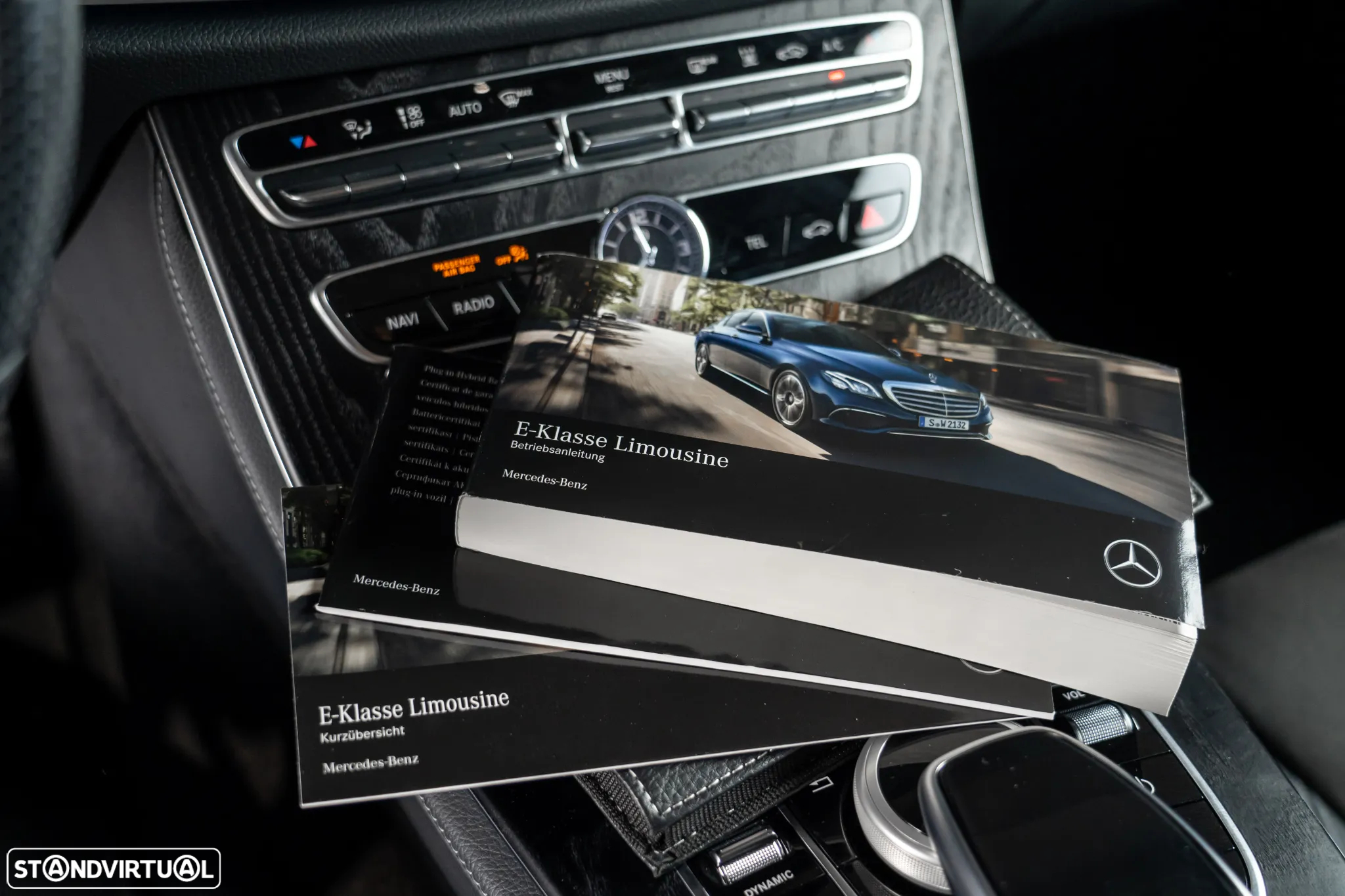 Mercedes-Benz E 300 e AMG Line - 31