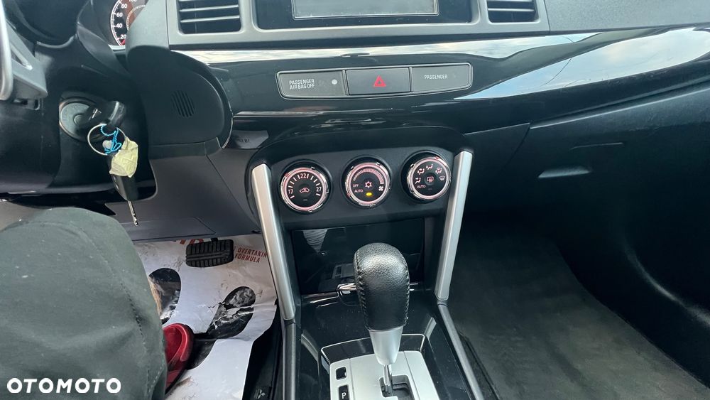 Mitsubishi Lancer Sportback 1.8 Clear Tec CVT Plus - 18