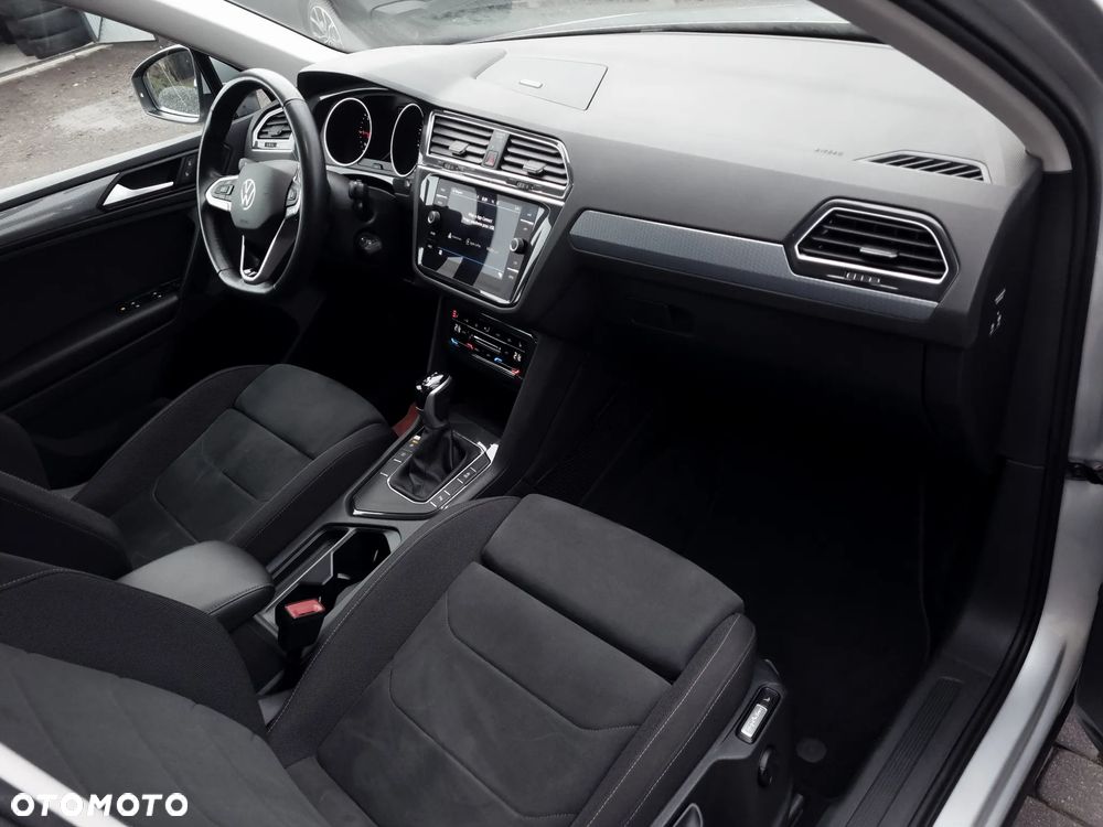 Volkswagen Tiguan 2.0 TDI SCR DSG Life - 17