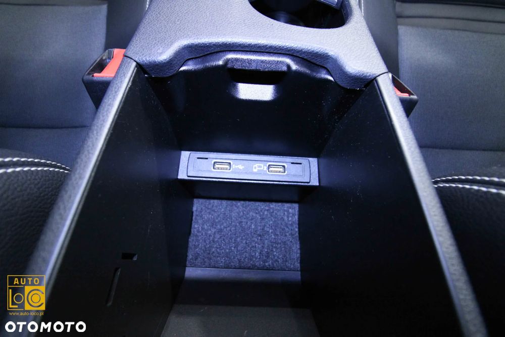 Mercedes-Benz Klasa A 160 AMG Line - 28