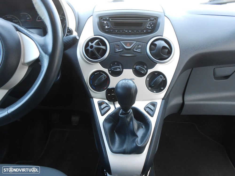 Ford KA 1.2 Titanium - 15